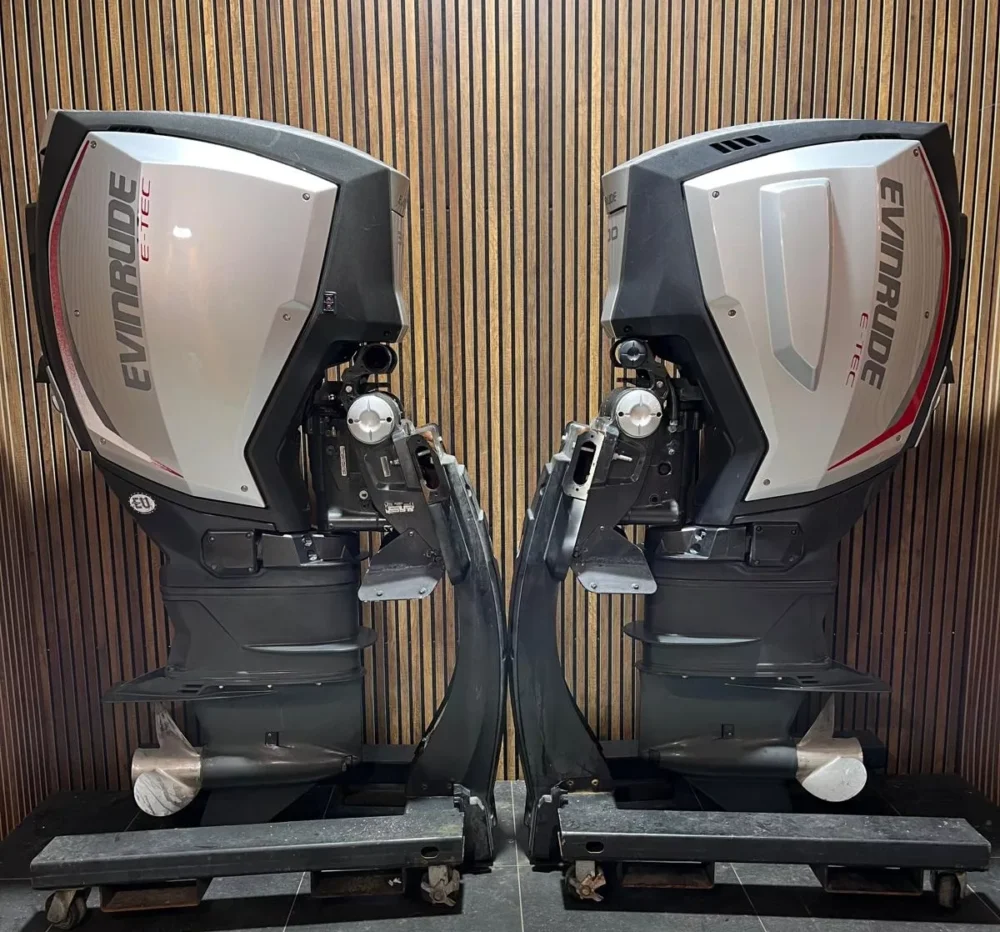 Complete set 2016 Evinrude E-TEC 300 HP G2 outboard engine(Used)