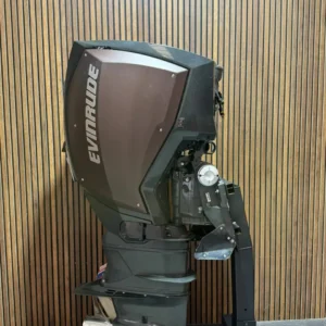 2020 Evinrude E-TEC 300 HP EFI G2 outboard engine