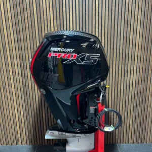 Mercury 115 HP EFI Pro XS Command Thrust outboard engine