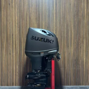 2024 Suzuki 140 HP EFI Stealth Line outboard engine