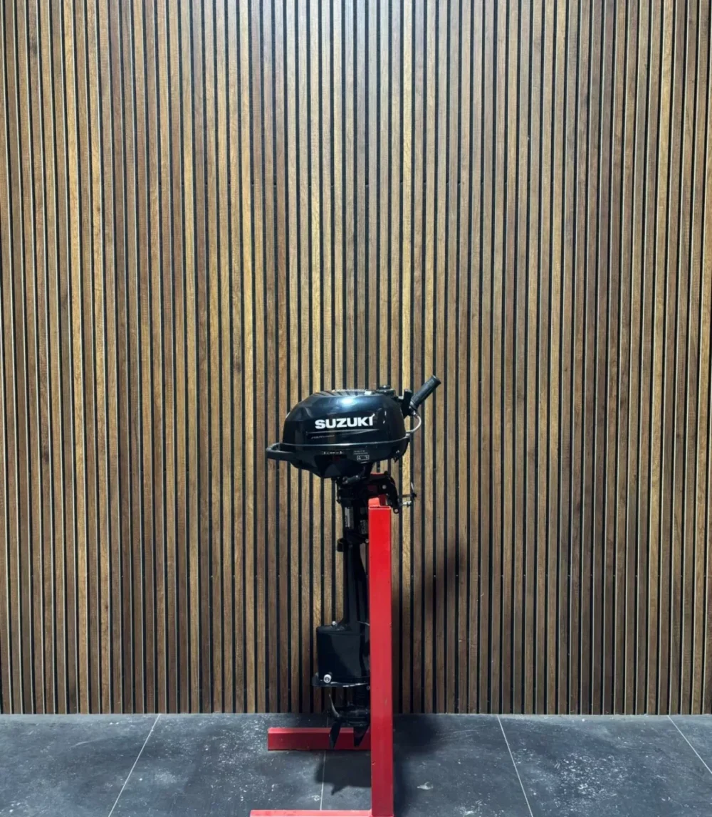 Suzuki 2.5 HP outboard engine(Used)