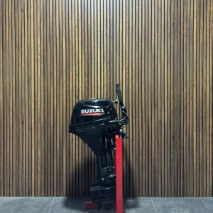 2019 Suzuki 20 HP EFI outboard engine