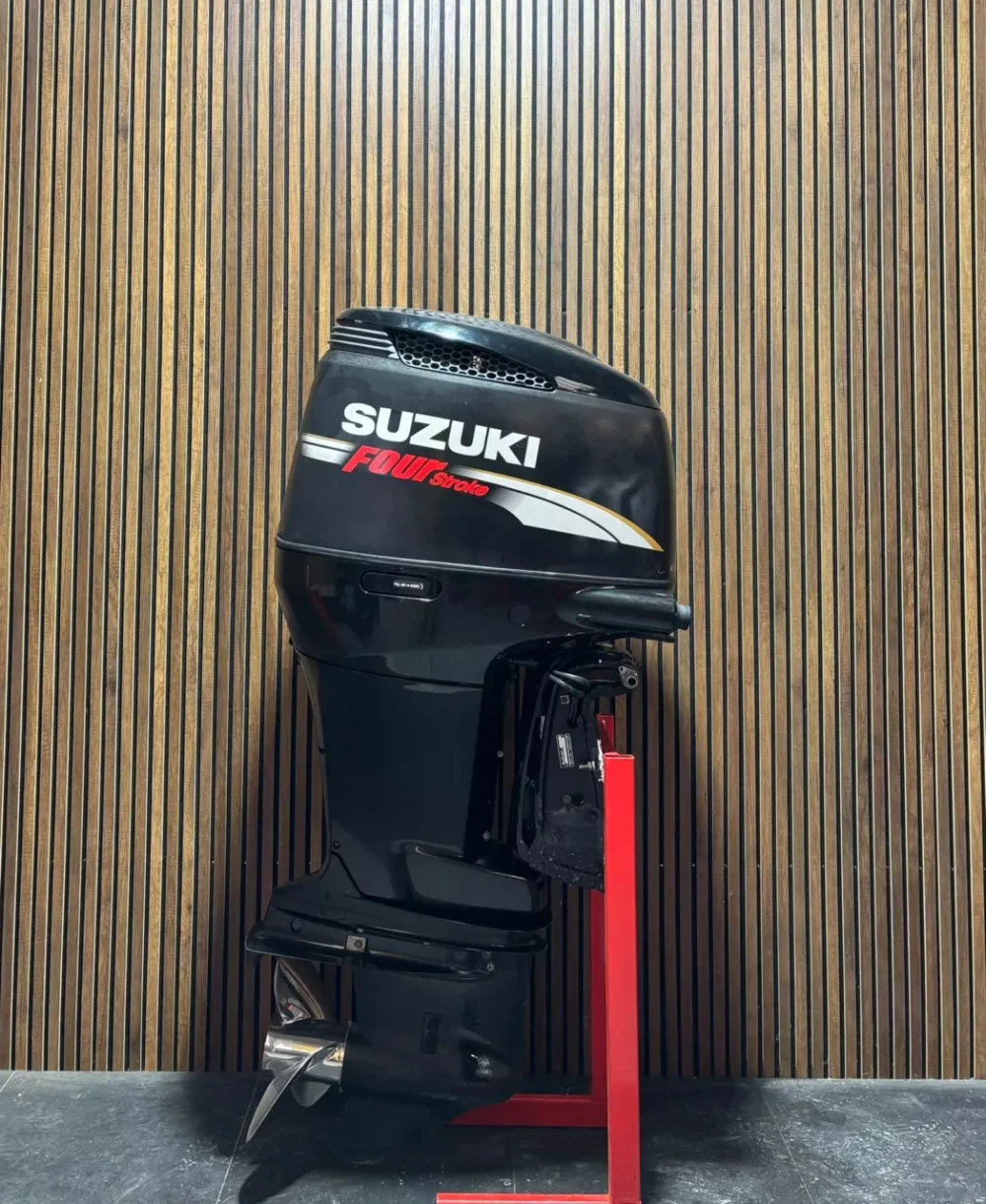 2007 Suzuki 250 HP EFI outboard engine(Used)