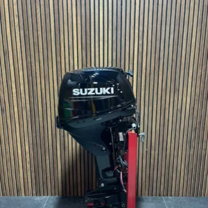 Suzuki 30 HP EFI outboard engine